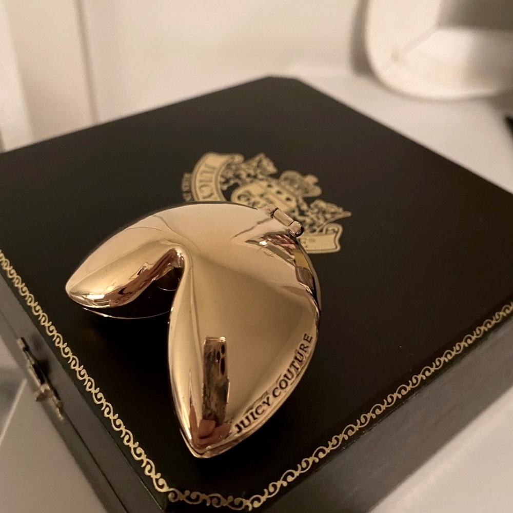 Juicy couture fortune cookie in gold